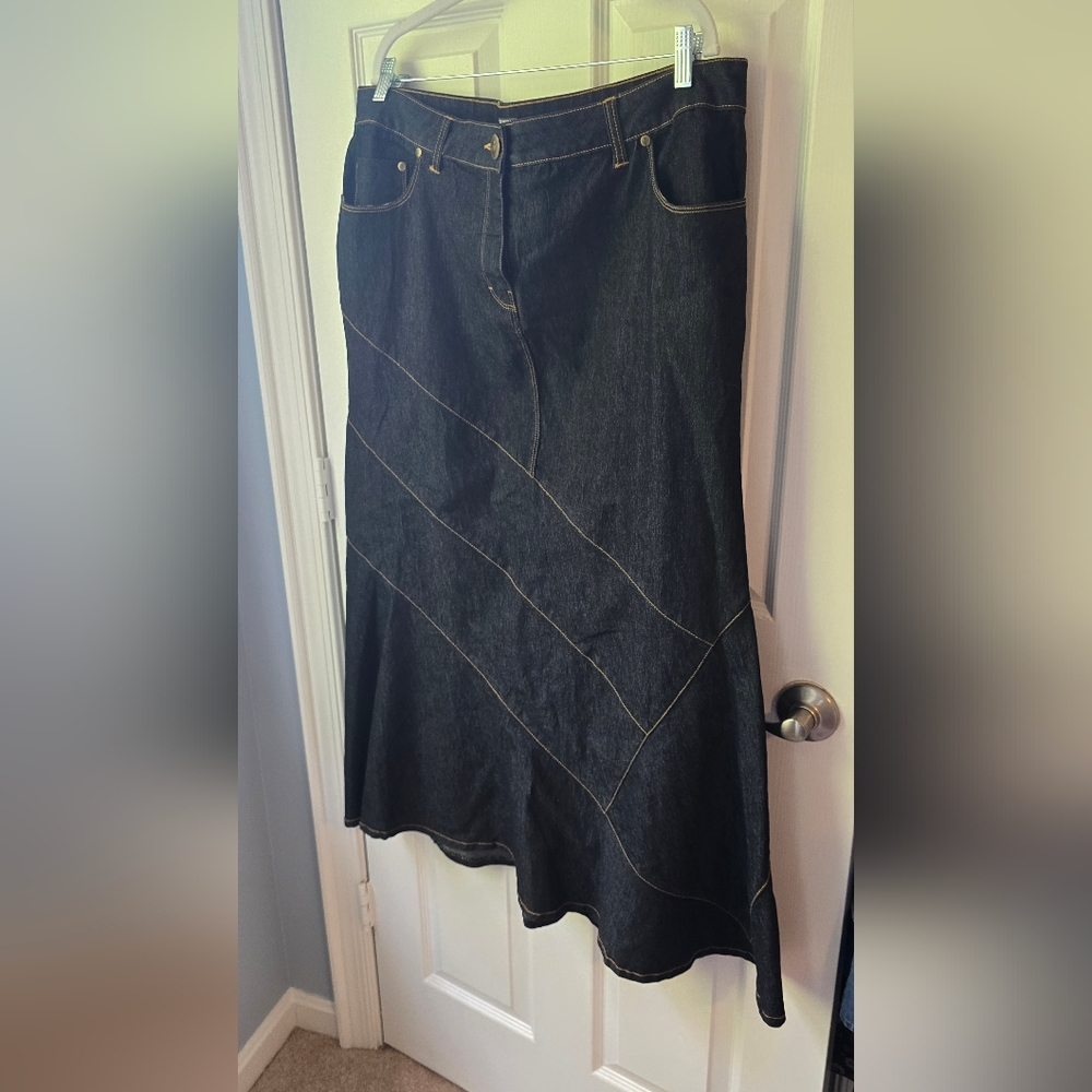 Bisou Bisou Dark Denim Maxi Skirt